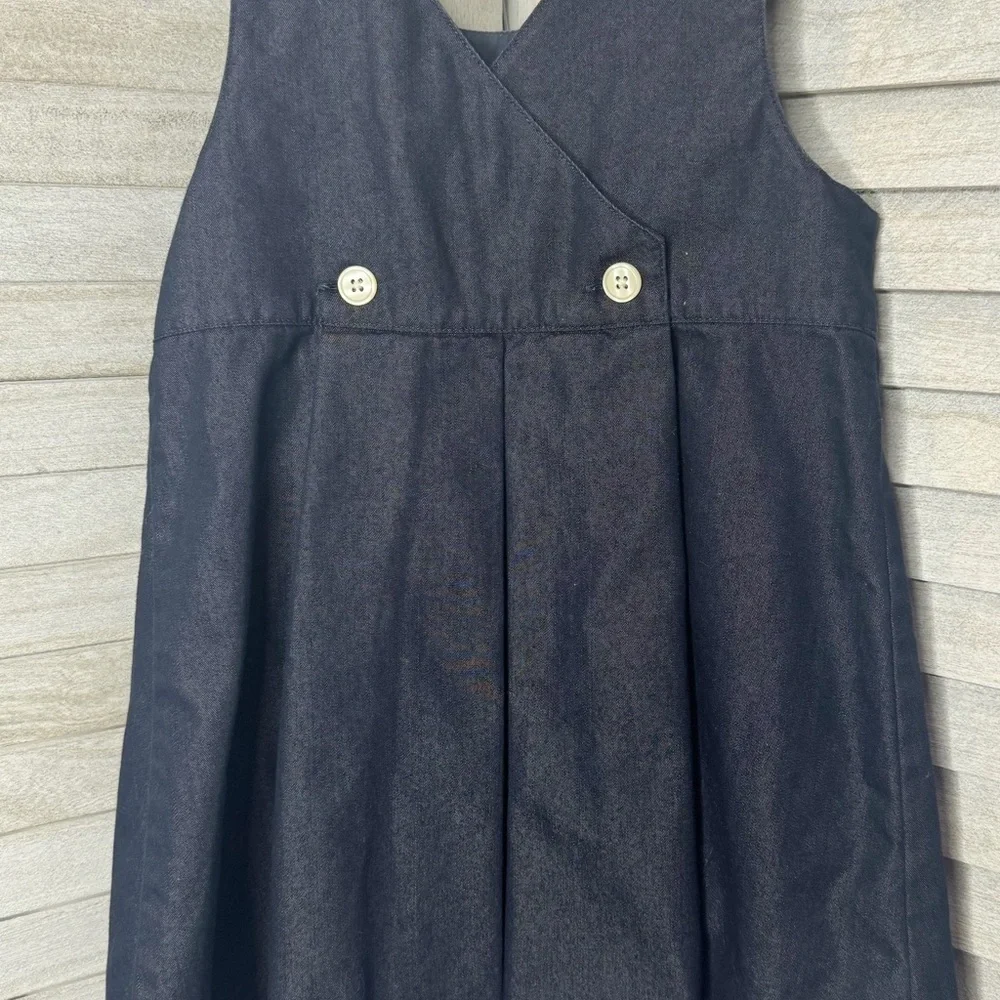 Baby Gap Denim Jumper Dress. Flower detail. Size 2, Great Condition. Chambray